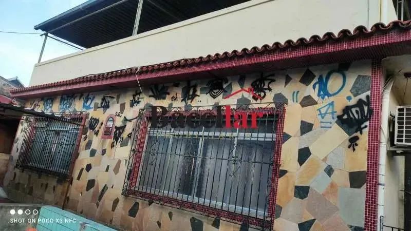 Casa de rua : Duplex / Residencial / Pilares
