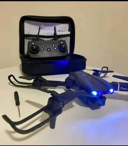 Mini Drone E88 Pro brinquedo *Barato com câmera!