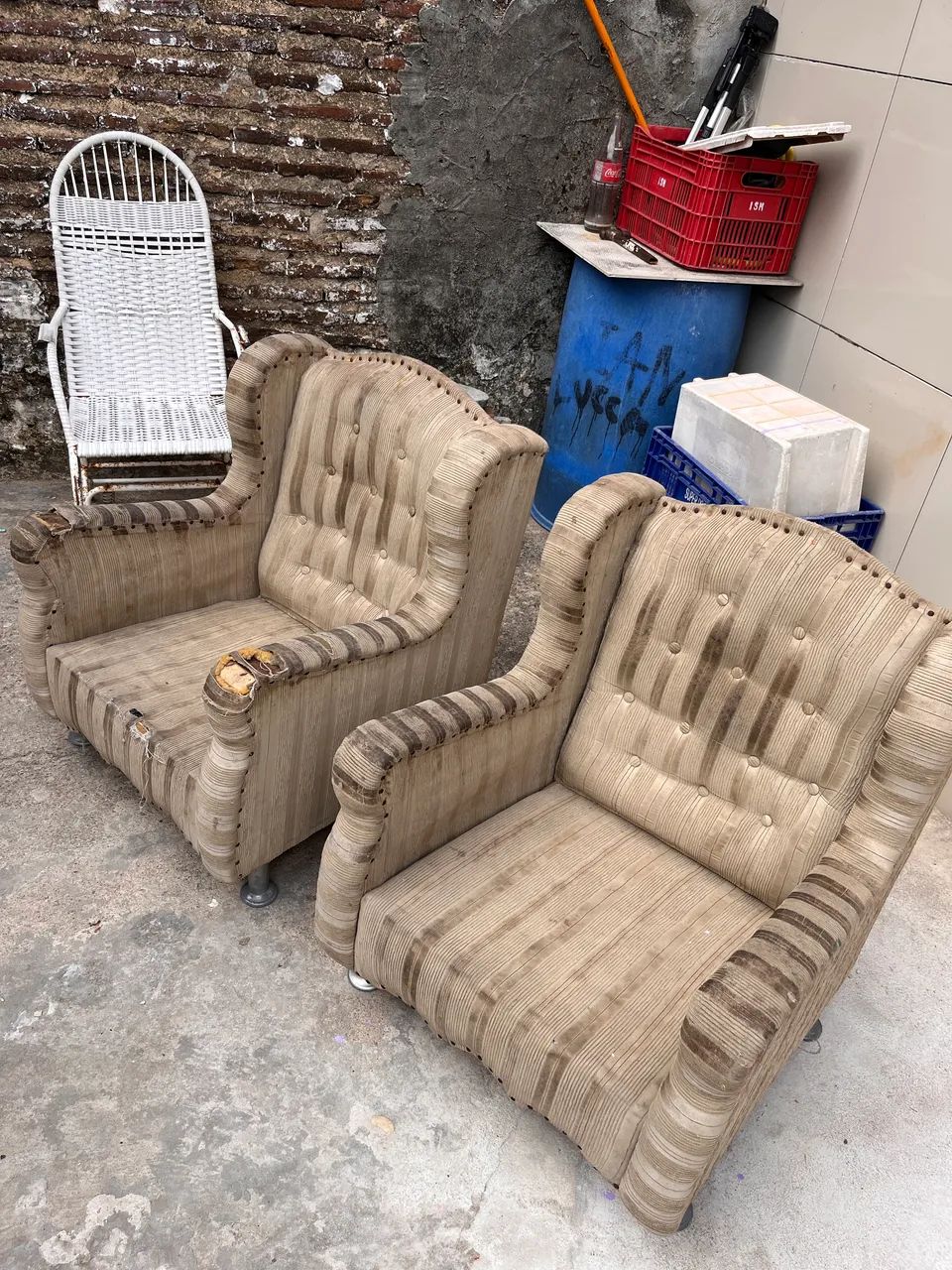 Poltronas vintages 100 reais  - Foto 3