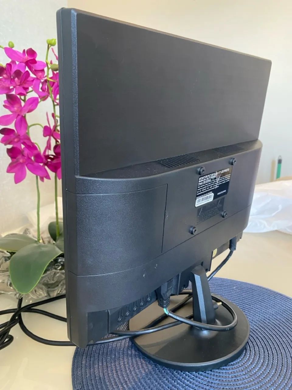 Monitor Slim 17? polegadas
