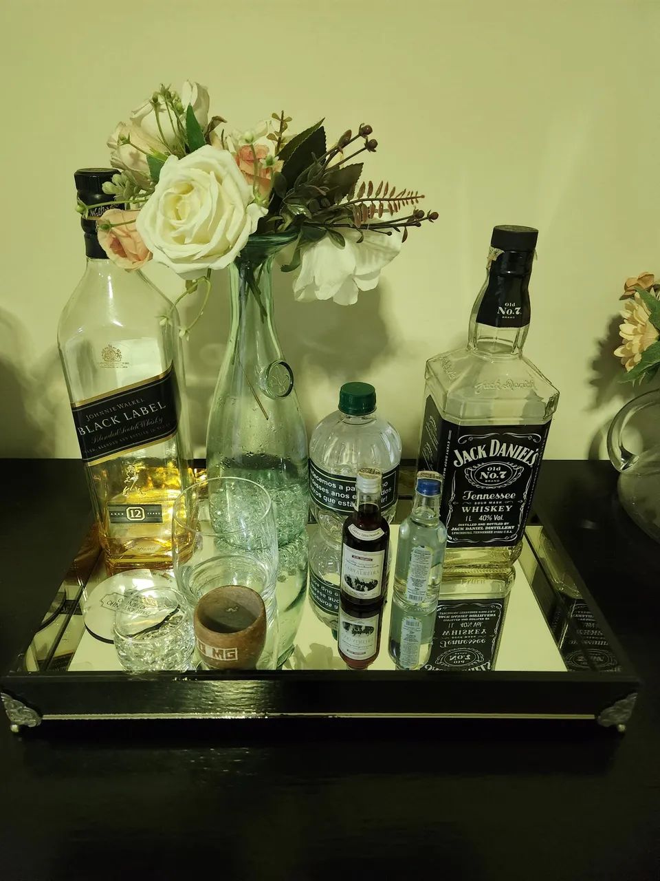 Bandeja espelhada c/pés ferro  - Foto 5