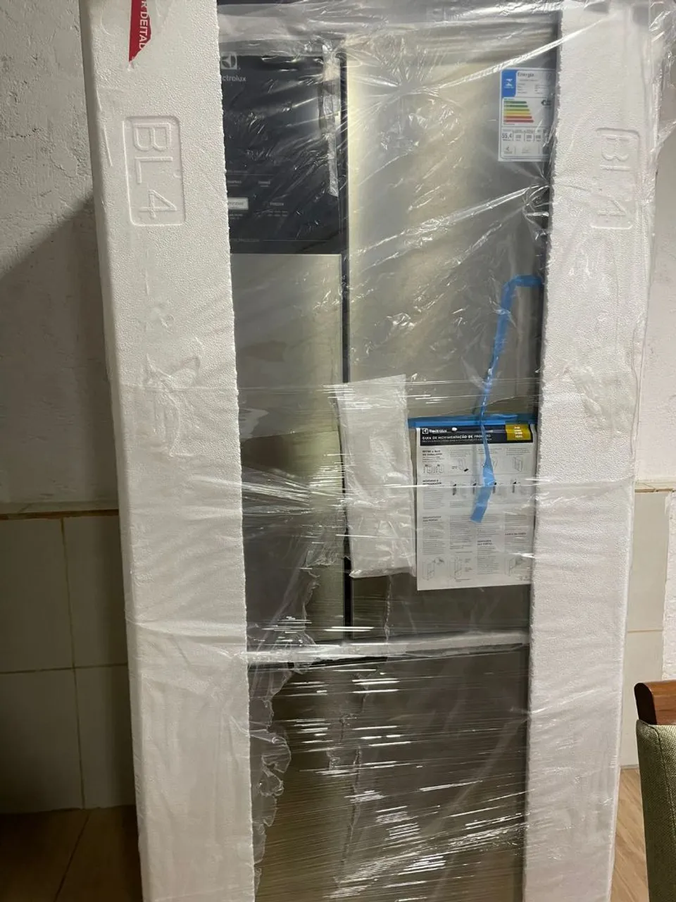 Geladeira Electrolux Nova na Caixa