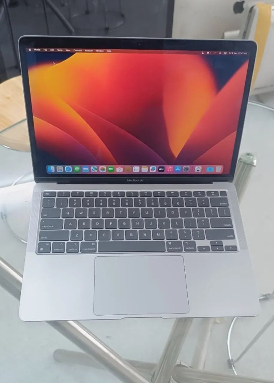 Macbook Air M1 8Gb Impecável (Sempre com Capa)