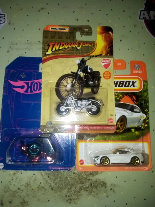 Miniaturas, Hotwells, Matchbox, Majorette,carros nacionais