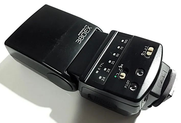 Flash Canon Speedlite 380EX Preto Usado- Leia a Descrição - Foto 3