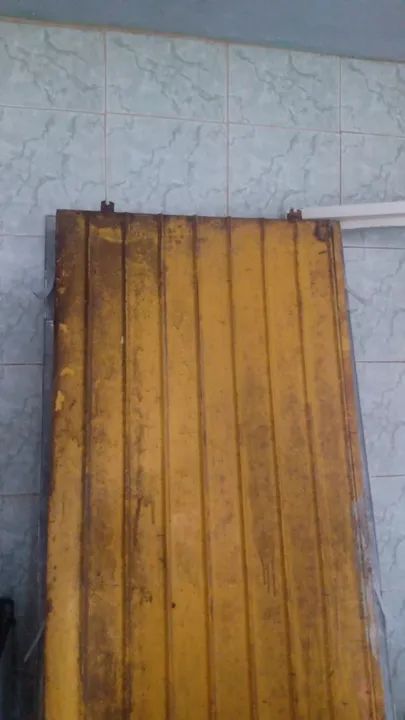 Porta de ferro 86 x 2.12 - Foto 2