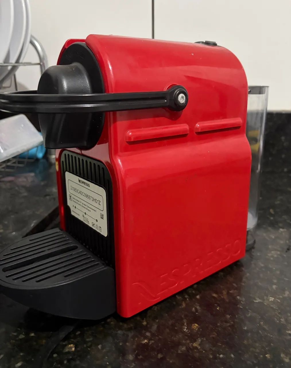 Cafeteira nespresso vermelha