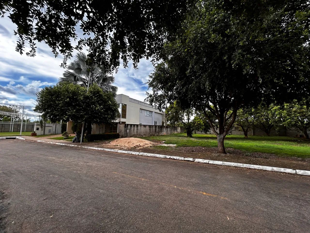 Lote - Condomínio Privillege 566 m²  - Foto 2