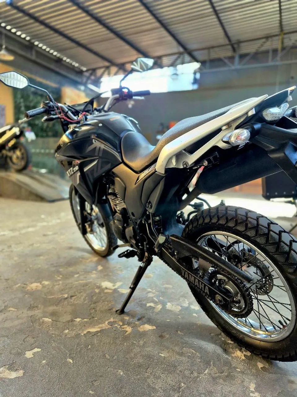 Lander 250 não é sahara - Foto 4