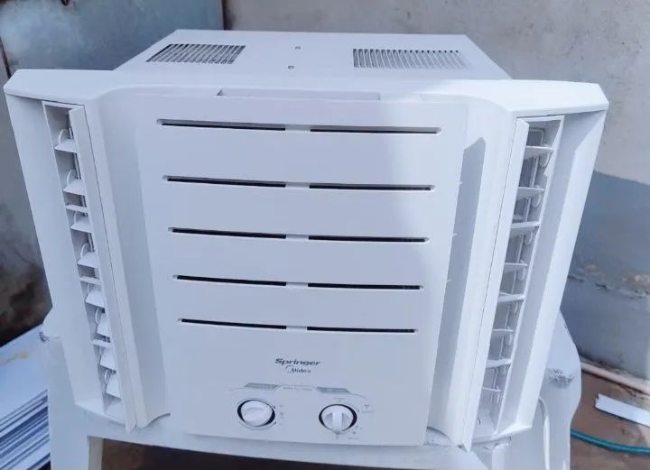Vendo ar condicionado funcionando perfeitamente bem. Pode testar ele a vontade 
