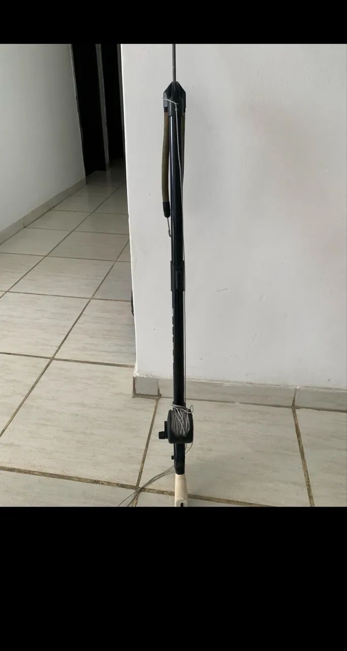 Arpão arbalete pesca 80 cm - Foto 4