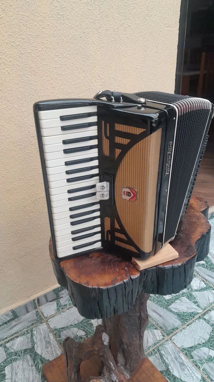 Acordeon todeschini 80 baixo  - Foto 3