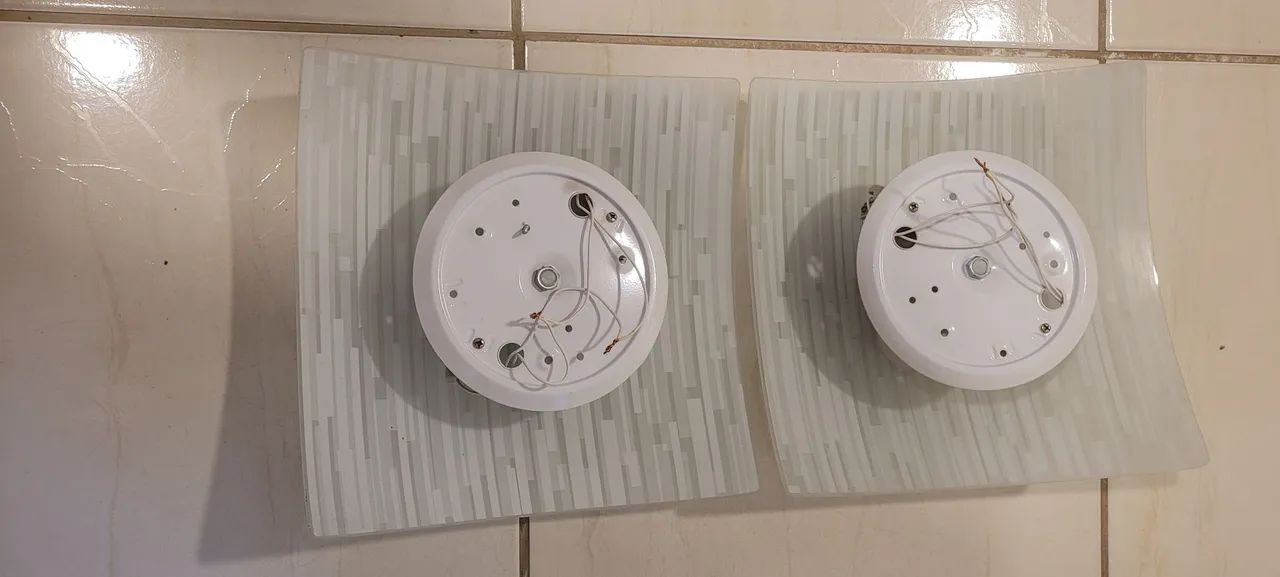 Lustres em vidro e lâmpada led - Foto 3