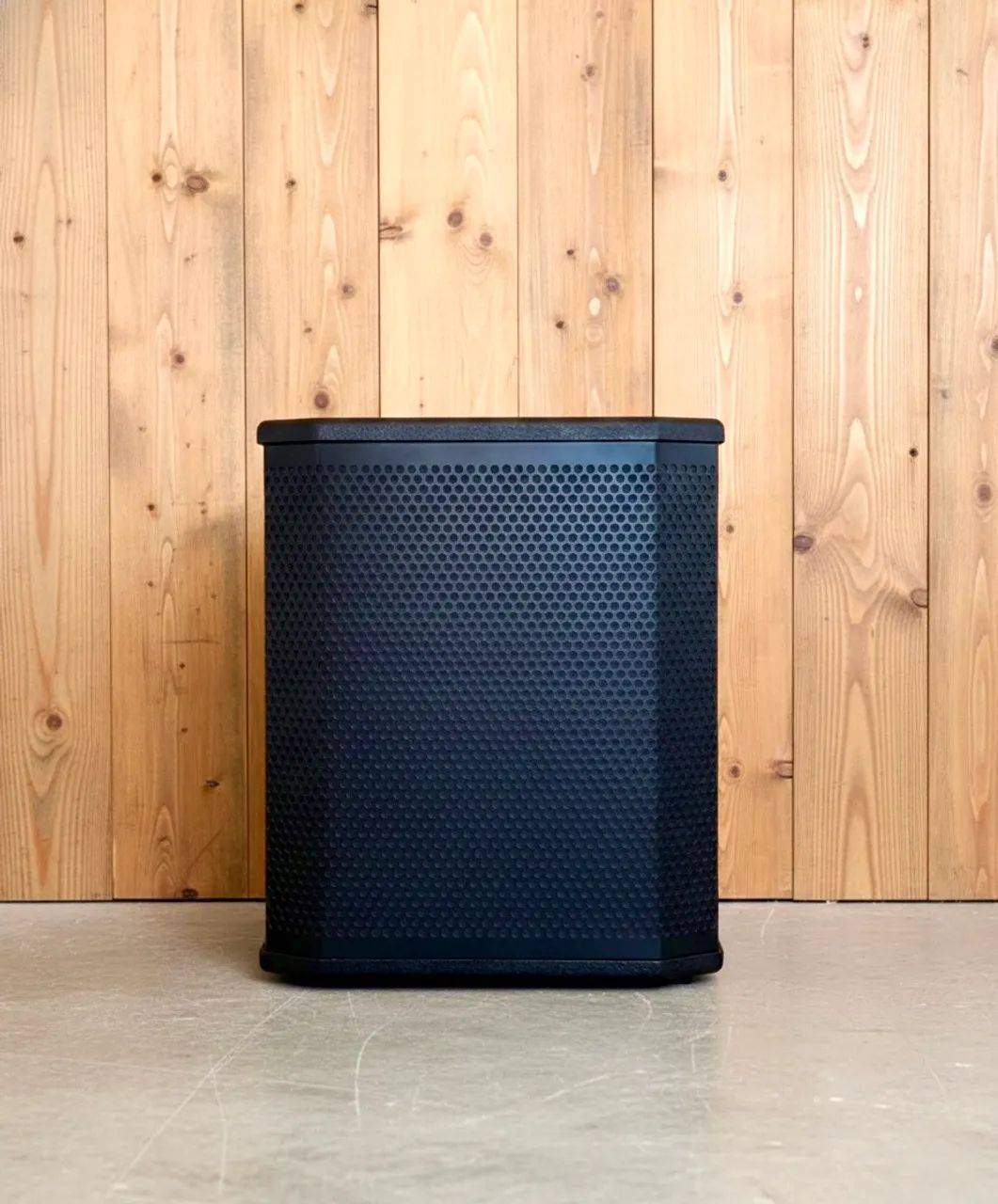 Caixa ativa Sub Grave Subwoofer 15 polegadas 1.200w. Semi novo - Foto 2