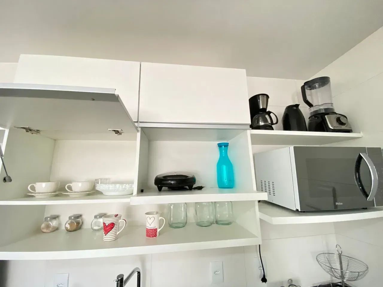 Quarto e sala mobiliado com varsnda na ponta verde. - Foto 4