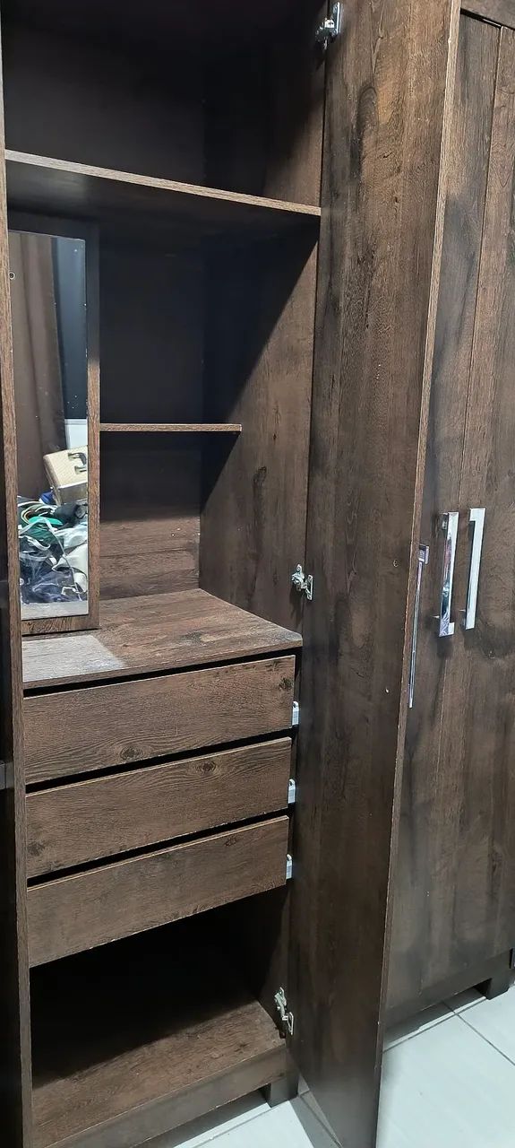 Guarda roupa 6 portas  - Foto 4