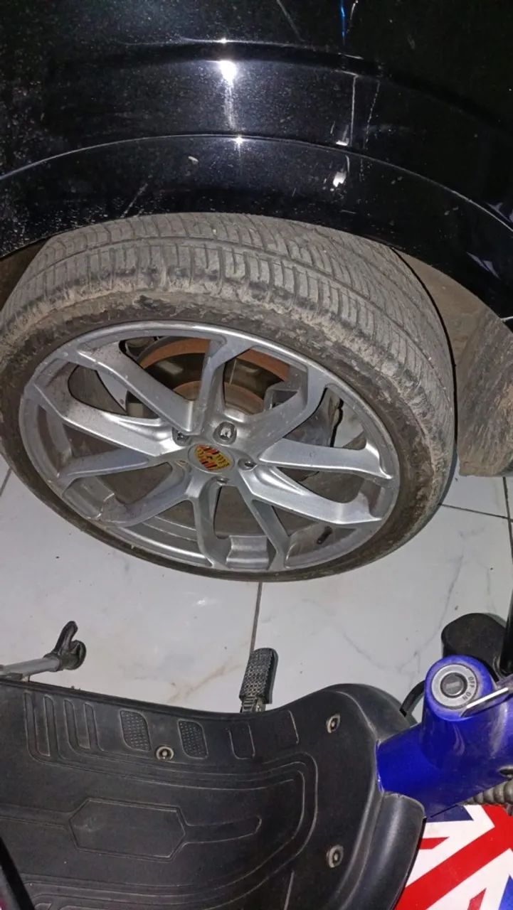 Jogo de Rodas da porsche com pneus aro 20 - Foto 4