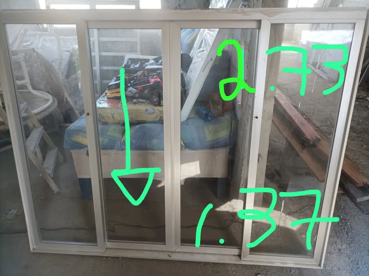 Janeka grande de alumínio bloco