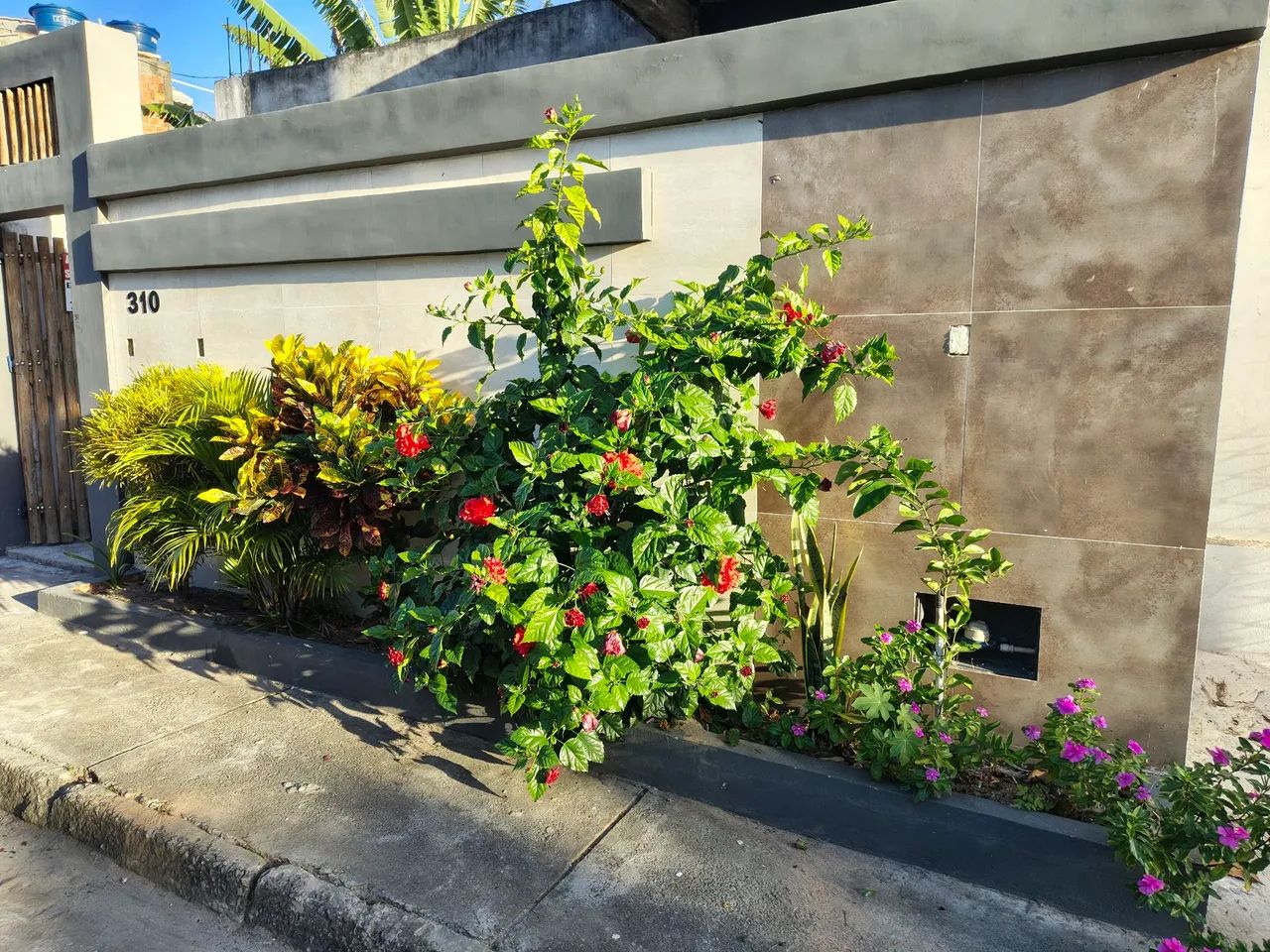 Aluguel kitnet/Studio - R$ 750,00 - Mussurunga Setor J - Foto 2