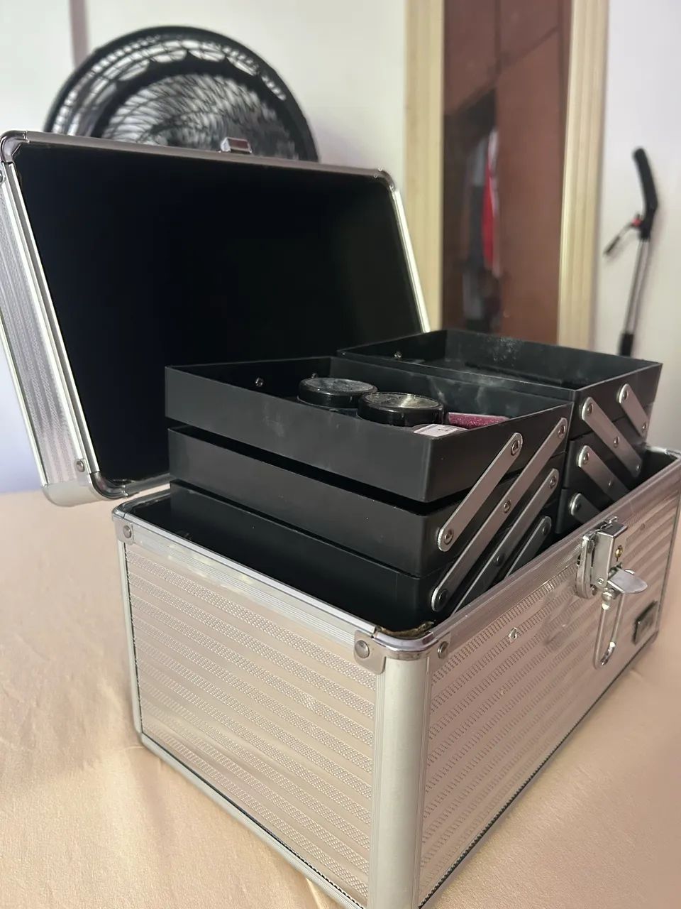 Maleta maquiagem  - Foto 3