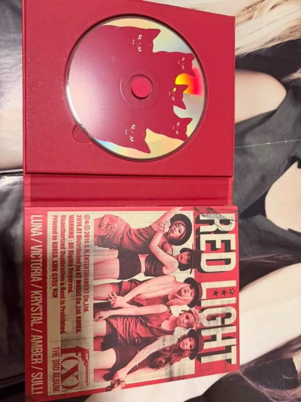 Kit Álbum K-pop F(x) Red Light Wild Cats Version - CDs, DVDs etc