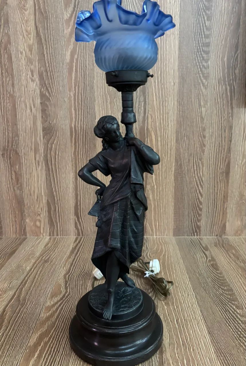 Luminária petit bronze antiga