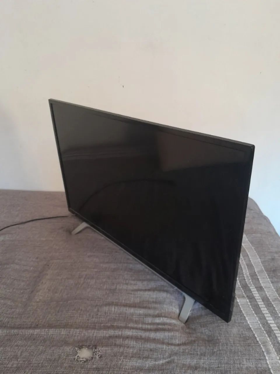TV LCD Semp Toshiba 40 polegadas com defeito
