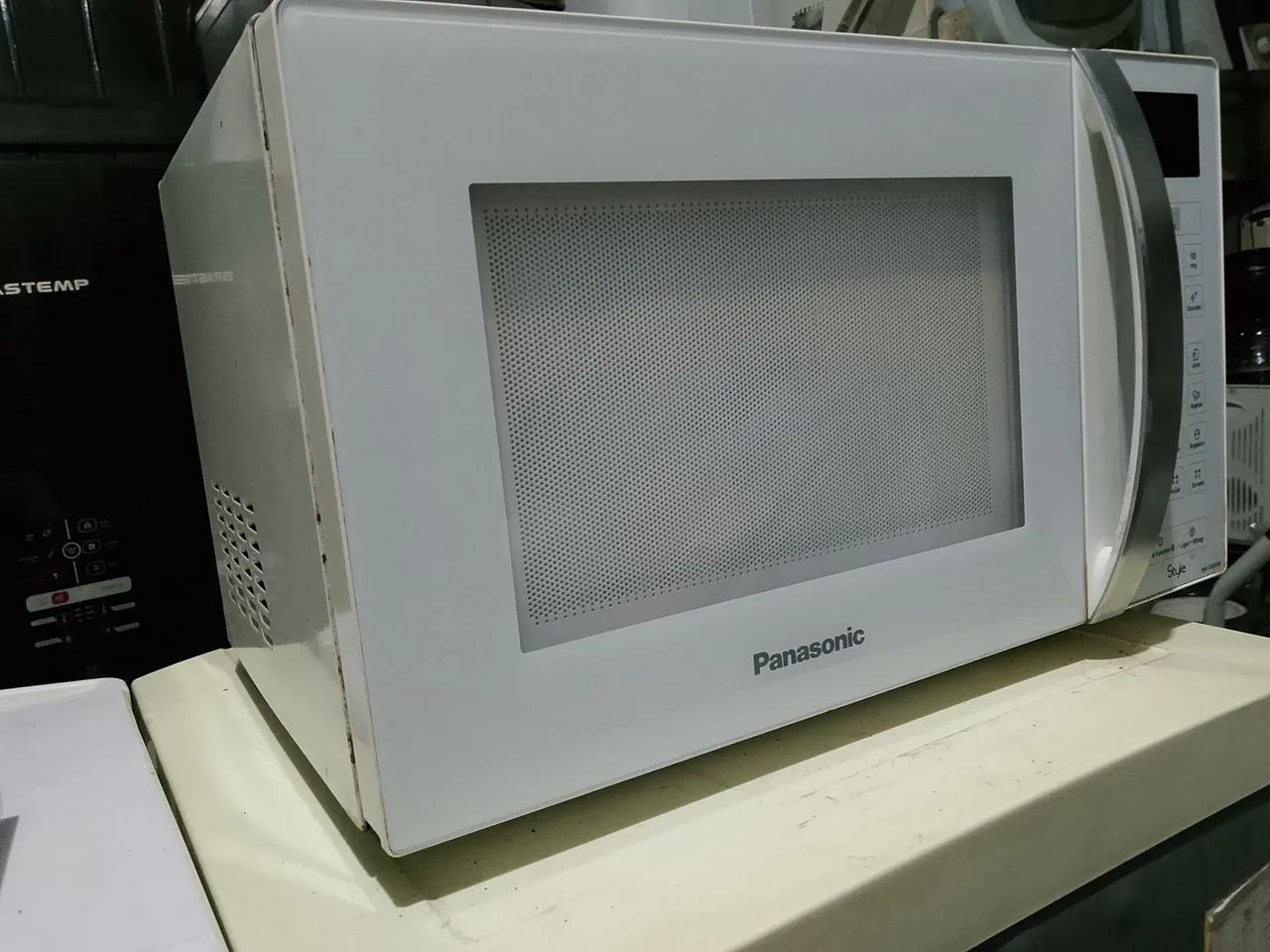 Micro-ondas Panasonic 127 volts funcionando perfeitamente - Foto 3