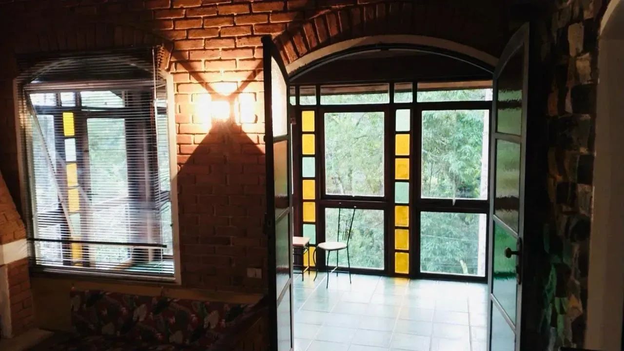 Casa com Cinco Quartos em Penedo, Itatiaia/RJ - Foto 5