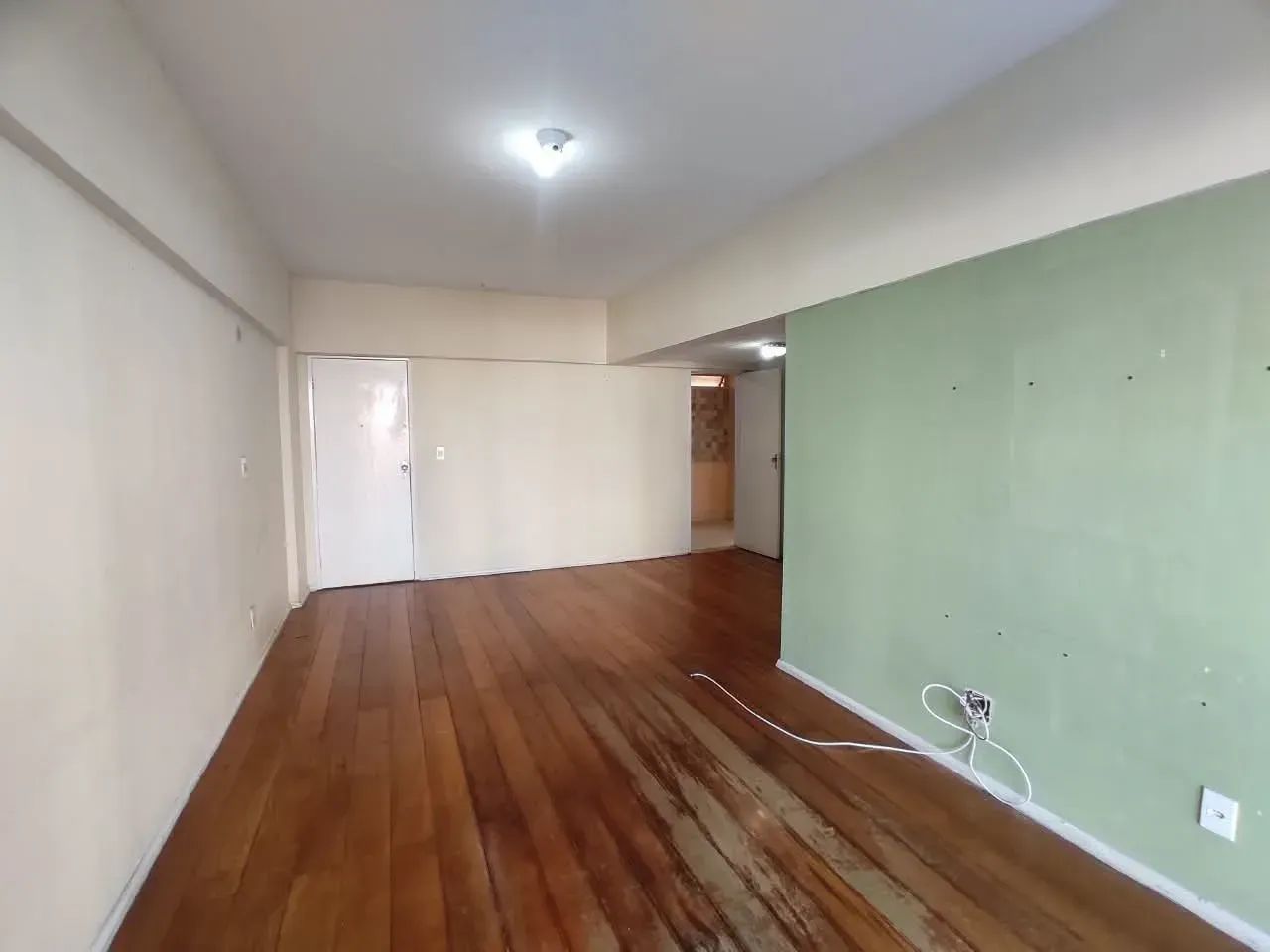 APARTAMENTO PARA LOCAÇÃO  EDIFÍCIO SAINT TROPEZ - Foto 2
