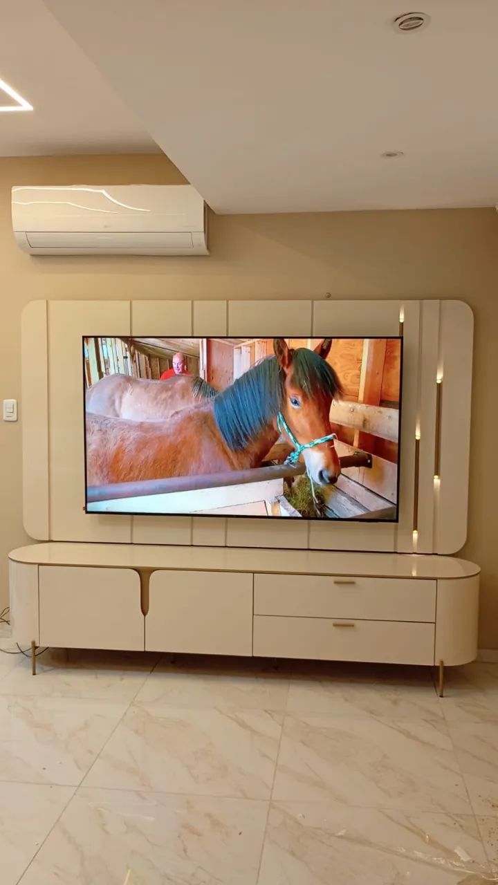 Rack com painel Celine DJ Móveis, ideal para TVs até 75 Polegadas - Entrega Imediata;