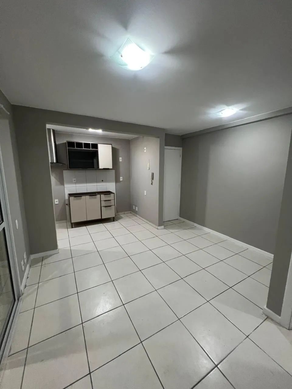 Apartamento à Venda 02 Dormitórios com Elevador Bela Vista Palhoça/SC - Foto 3