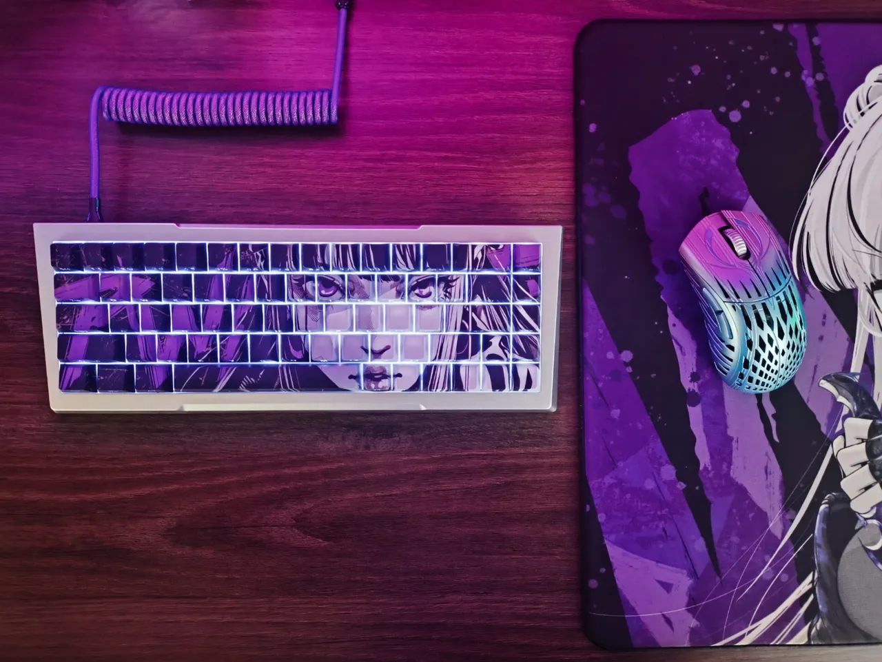 Teclado Magnético Pwnage Zenblade65 c/ keycaps Nyomi + Maleta