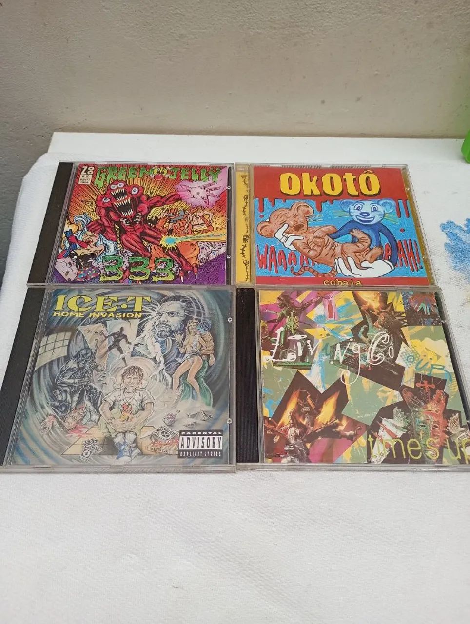 Combo 4 CDs usados: Ice-T + Green Jellÿ + Living Colour + Okotô