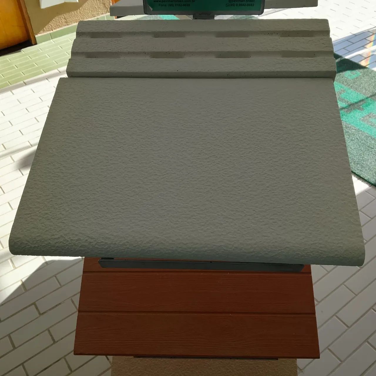 BORDAS DE PISCINA 