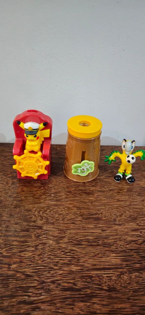 Lote de Brinquedos Variados e Colecionáveis  - Foto 2