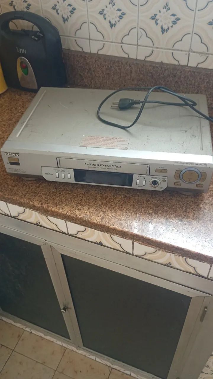 Aparelho de vhs videocassete Sony com avaria 