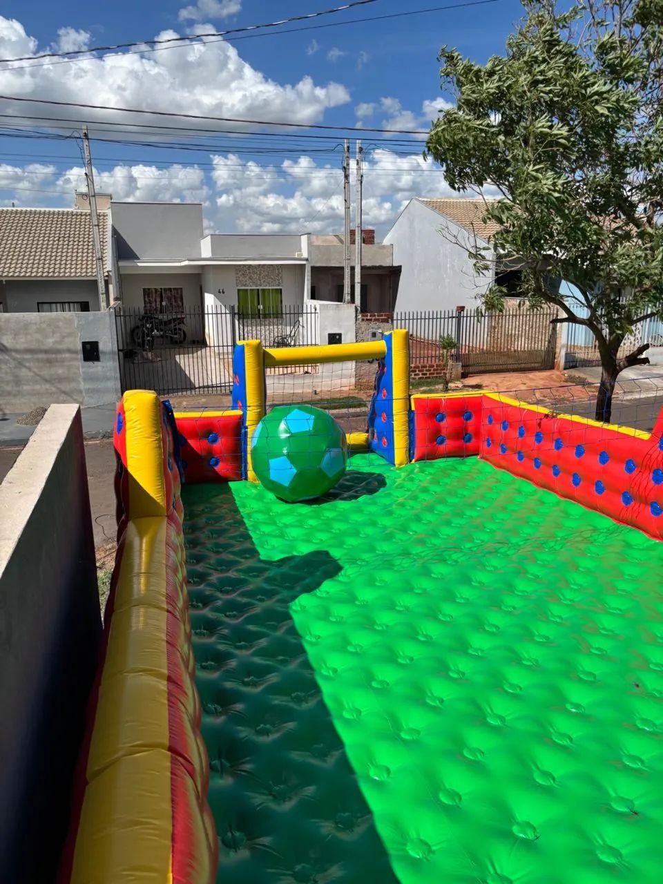 Aluguel futebol de sabão , brinquedo novo  - Foto 3