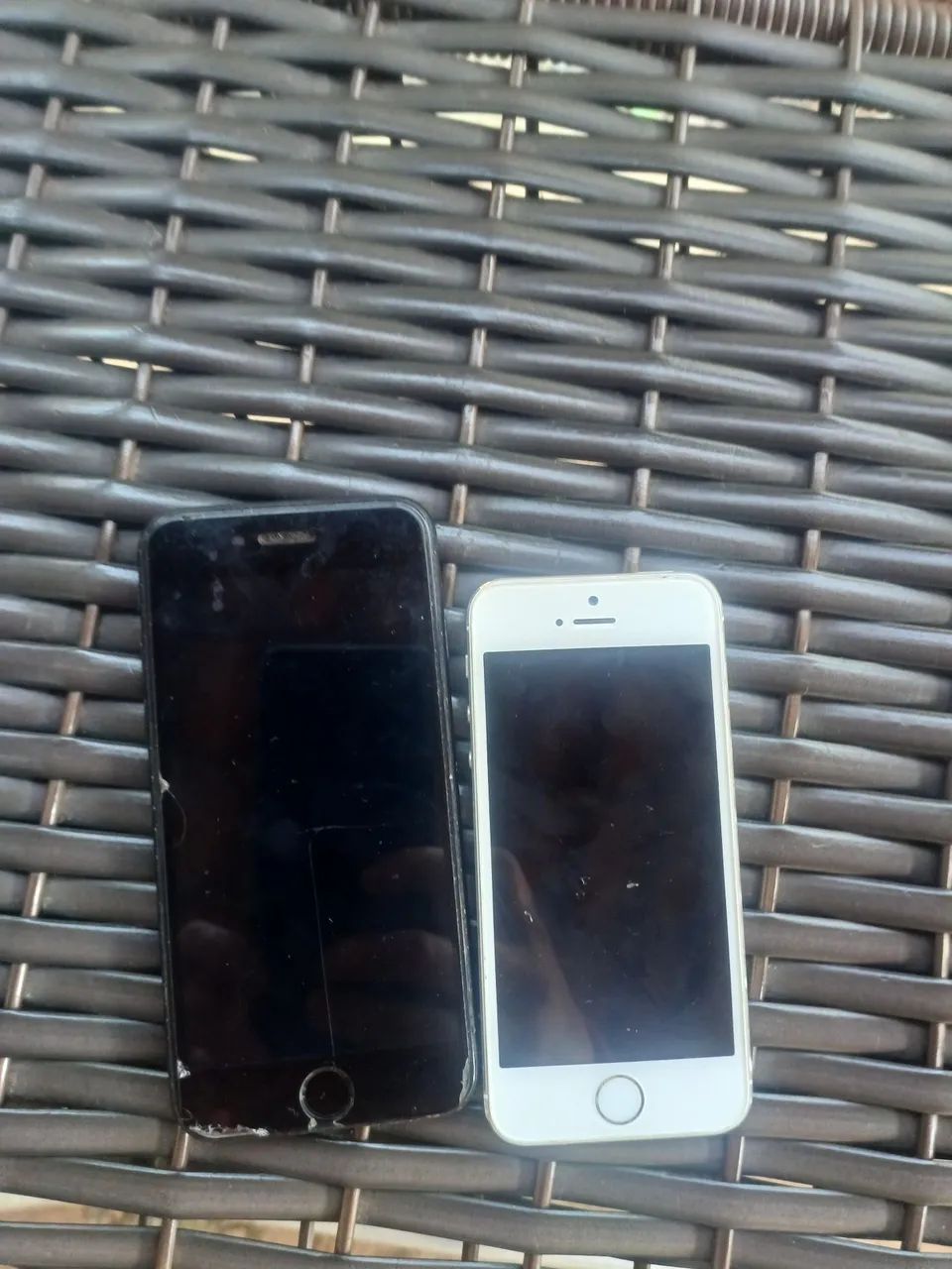  2 iPhones Para Retirada De Peças (iPhone 7 + iPhone 5s)  - Foto 2