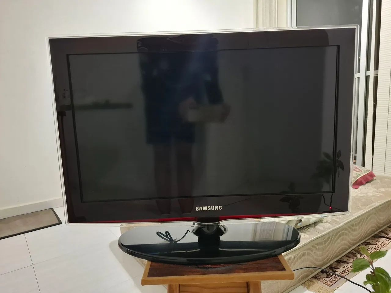 Televisão Samsung 26" HD - Usada (FUNCIONANDO PERFEITAMENTE !!!) - Foto 2