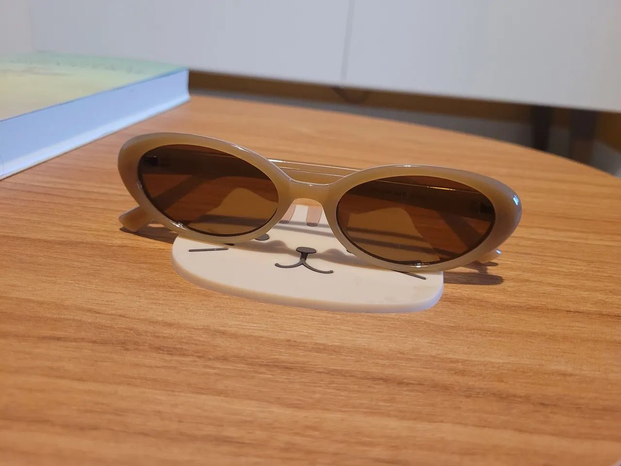 Óculos de sol feminino oval  - Foto 4