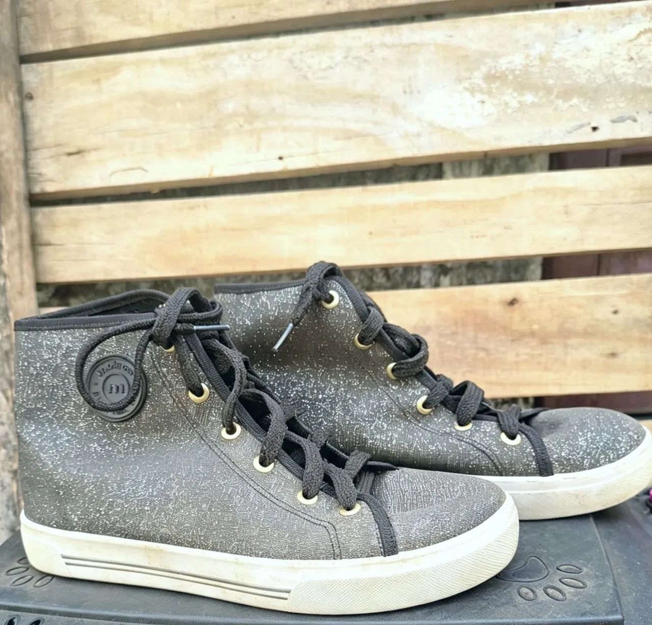 Tênis feminino com glitter 