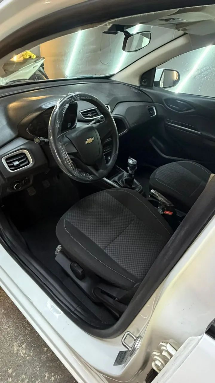 Chevrolet Onix Hatch LT 1.0 8V Flex Mec. 4P 2018 - Foto 5