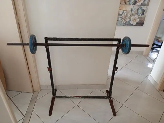 Anilhas e barras ( alteres) mais suporte - Foto 4