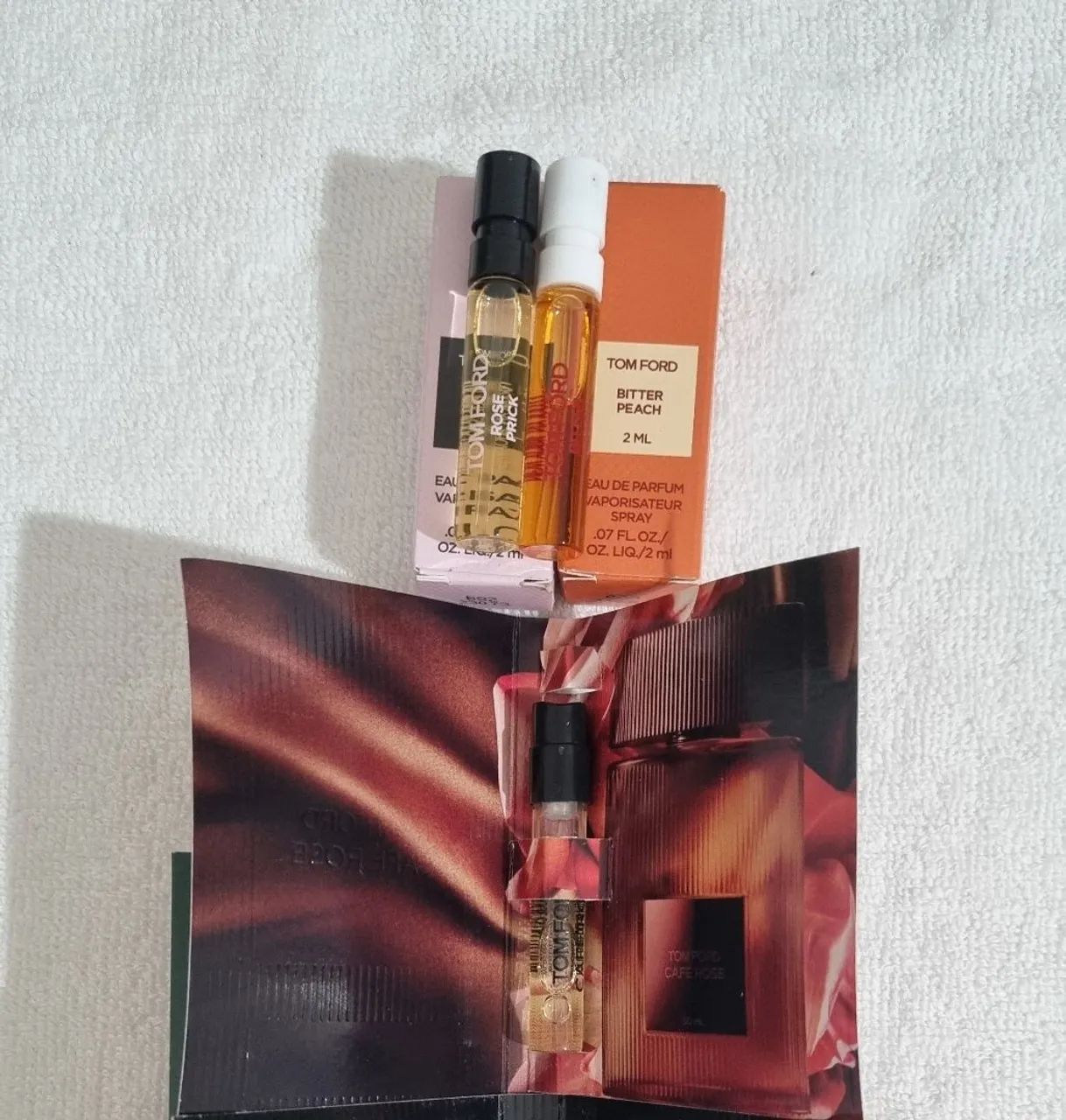 Kit Flaconetes Tom Ford 1,5ml e 2ml - Foto 2