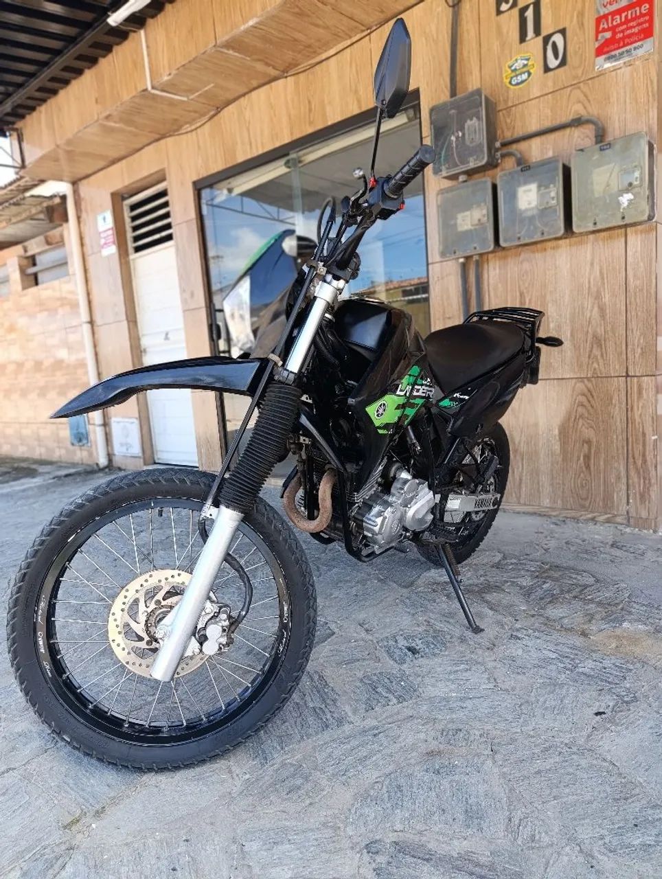 Lander 250  - Foto 2