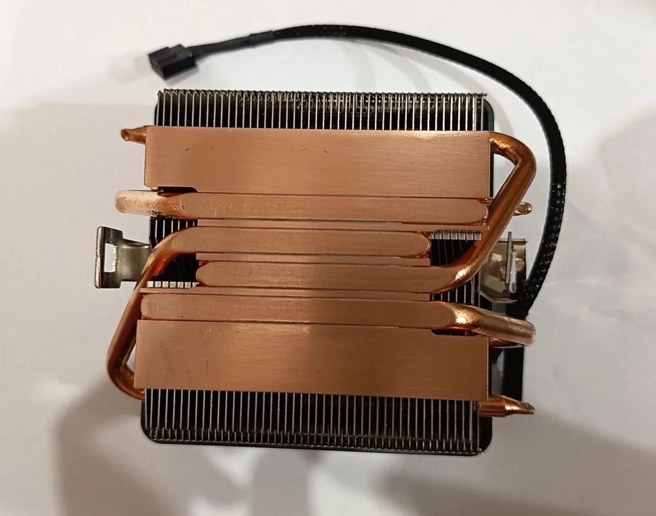 Cooler original AMD wraith Prism com RGB - Foto 4