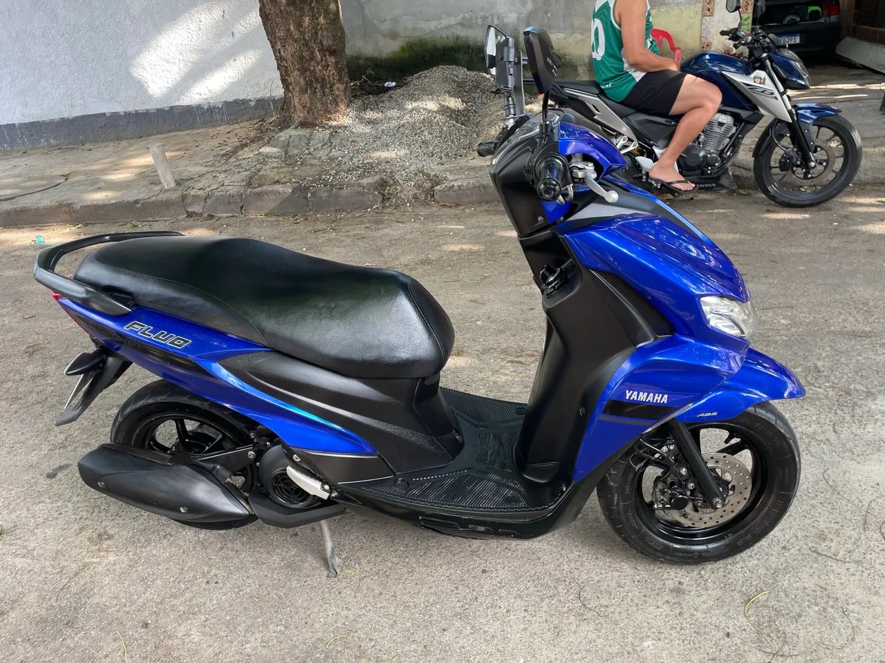 MOTO FLUO  - Foto 3