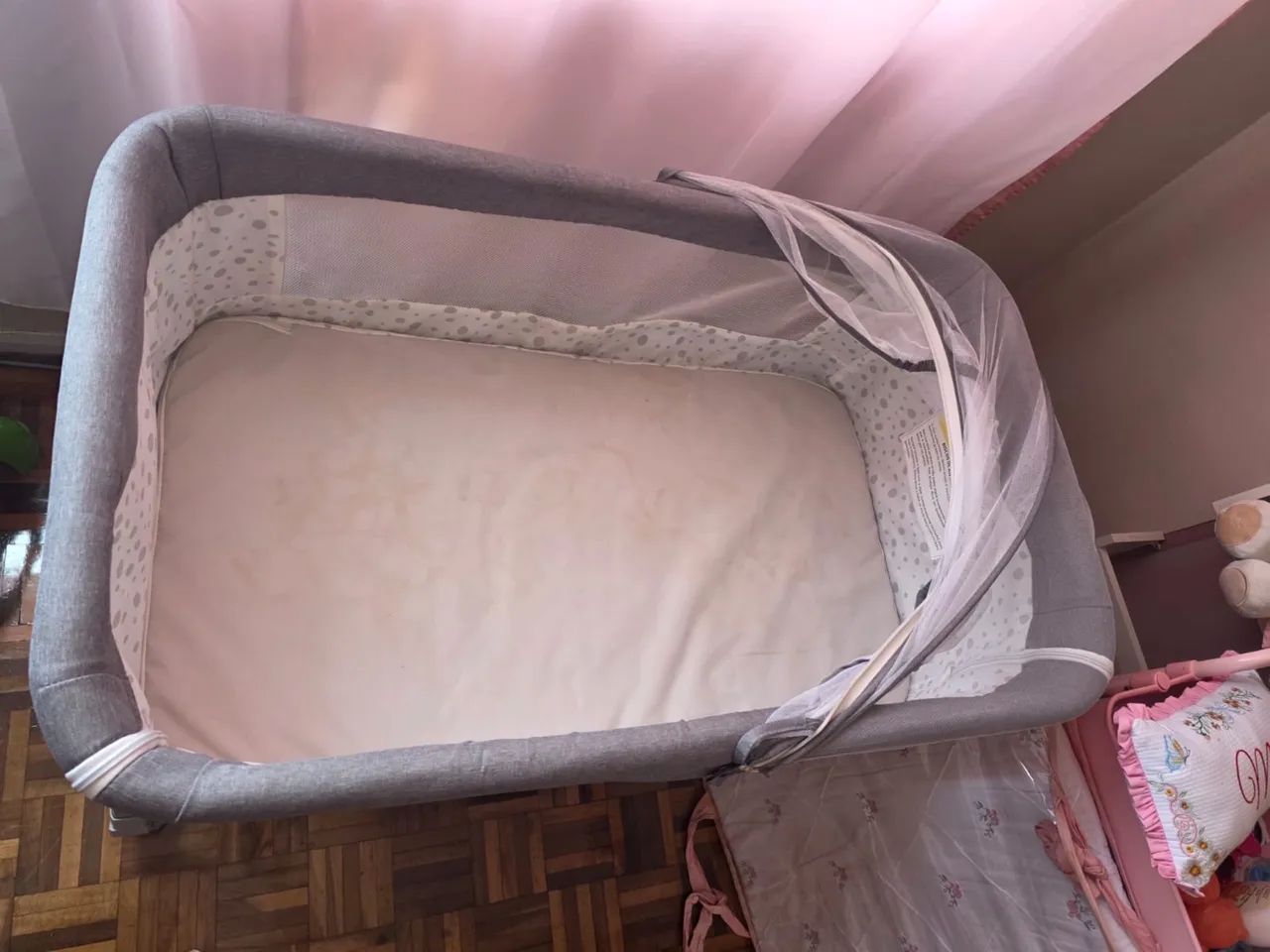 Vendo um mini berço para acoplar do lado da cama  - Foto 4