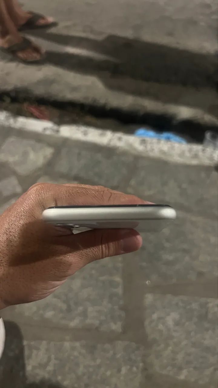 iPhone 11 retirada de peça  - Foto 3